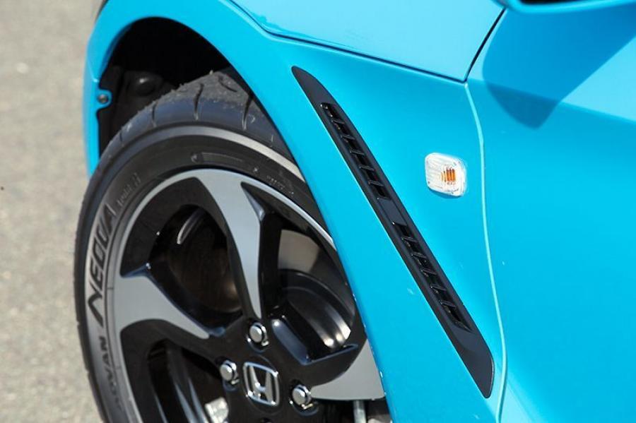  Honda S660 2015 года  (фото 29 из 120)